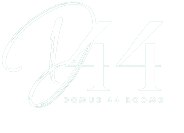 Logo Domus 44 Rooms Verona, camere e alloggi turistici nel centro storico e vicino alla stazione Porta Nuova