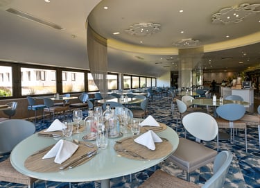 seminaire marseille hotel mercure centre vieux port salle de restaurant