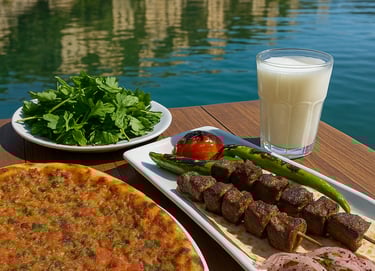 Halfeti'de Lahmacun ve Ciğer Kebabı