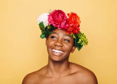 Hypnosis Geneva (ASCA): Building self-confidence and self-esteem. A woman with flowers in her hair