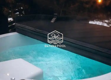 Tampilan mewah kolam Jacuzzi yang baru selesai dibangun