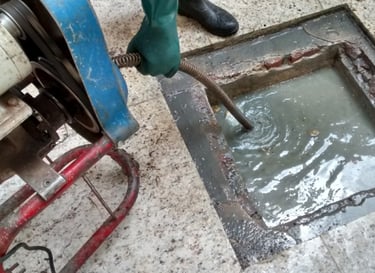 desentupimento de caixa de gordura