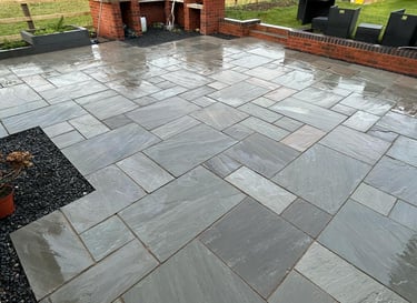 patio slabs clean after being pressure washed in Malvern