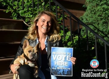 Celebrities use Facebook and Twitter to register voters