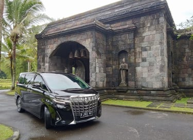 pengantaran tamu ke hotel aman jiwo