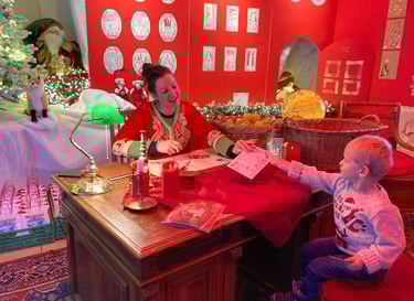 Santa's secretary at Rochers De Naye