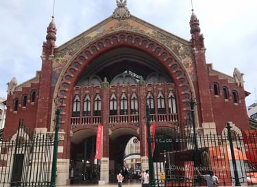 Fachada del Mercado de Colón.