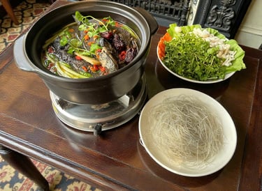 Gà tiềm ớt hiểm - Món ngon tại nhà hàng bếp Dì Toàn
