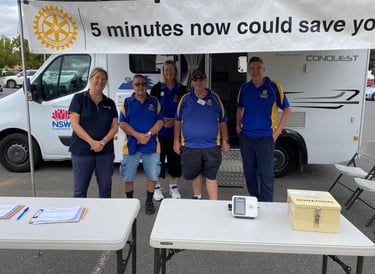 RN Jennifer with Rod, Wendy, Graham and Steve with the 2024 MHERV van