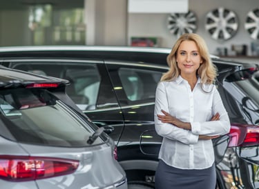 Concesionario venta de automoviles con grabado de patente certificado