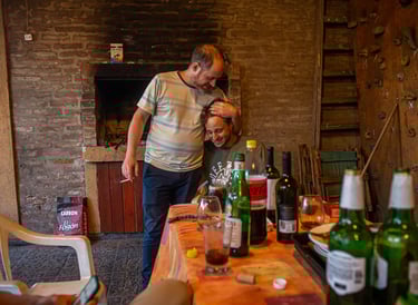 Novio con sus amigos
