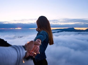 girl looking at cloud