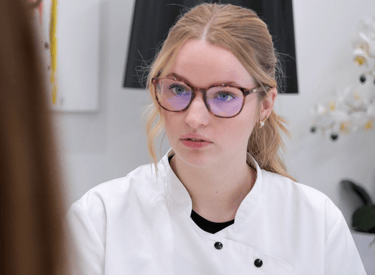 Alicia notre experte lasériste