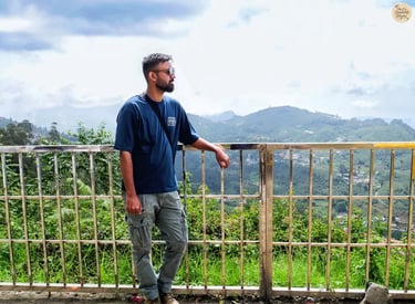 Enjoying panoramic vistas along Coaker’s Walk trail in Kodaikanal.