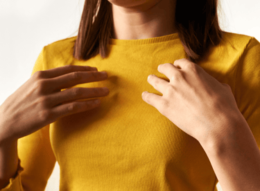 a woman tapping to free her emotion 