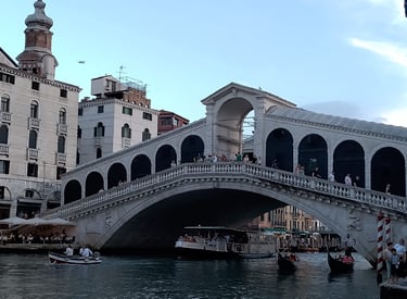 Rialto Bridge over Canal Grande, Venice, Italy