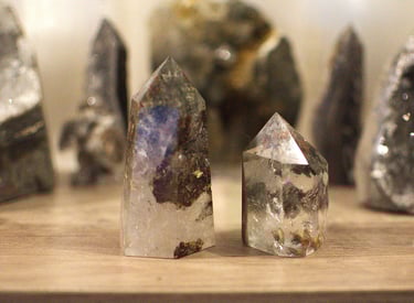 Lodolite Garden Quartz towers polished