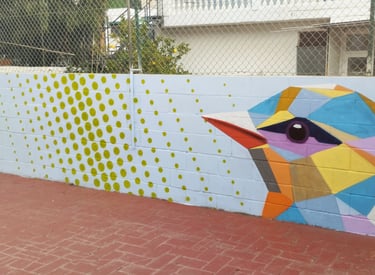 graffiti mural escuela pájaros tramas colores