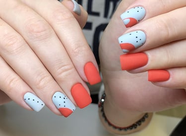 Klientės nagus paruošėme gimtadieniui.