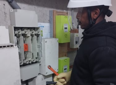 Remplacement de fusible dans un coffret éléctrique EDF