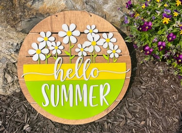 laser cut and painted wooden summer daisies door or wall hanger