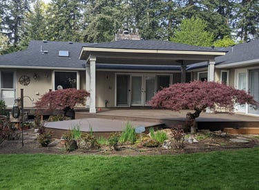 free standing patio cover with trex decking