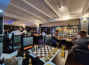 Bangkok Chess Club at the Royal Oak Bar