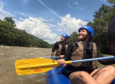 deportes ecxtremos en pareja rafting 