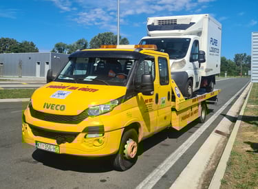 pomoć na cesti, vučna služba