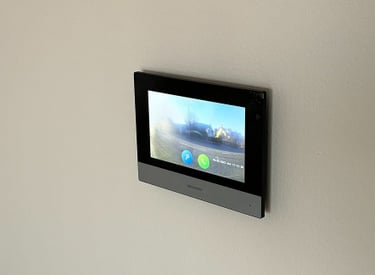 hikvision indoor station tablet to remotely view people entering your property and open and close 