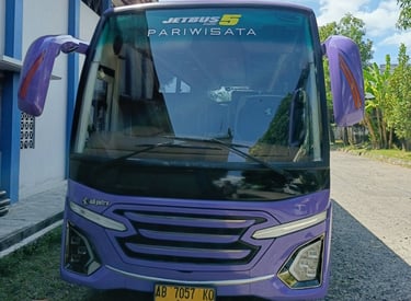 Sewwa Bus Pariwisata 33 seat jogja