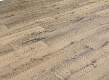 Luxury vinyl plank (LVP) floor