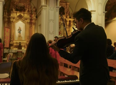Mauro Ruiz, violinista profesional en Valencia, tocando violín clásico en bodas y eventos exclusivos