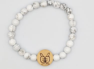 Bracelet perle en Howlite blanche, avec cabochon LSF signant Ensemble