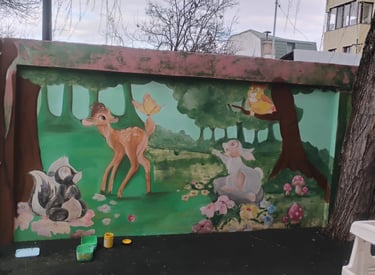 Pictură exterioară căprioara Bambi.