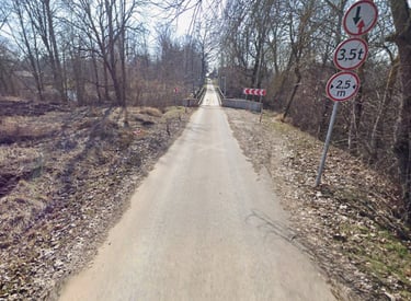 Liudynes tiltas su zenklu ir fiziniais ribojimais