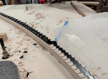 Réparation Pianos Lyon- Changement table d'harmonie Lyon- Restauration Pianos