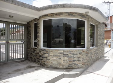 servicios auxiliares comunidades / comunidades y fincas