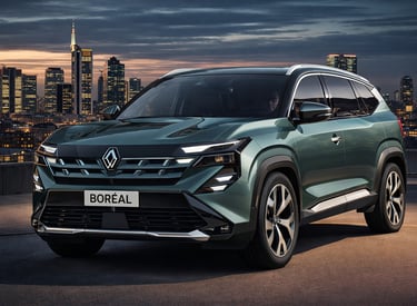 Renault Boreal SUV médio em nova cor verde metálica com fundo urbano noturno