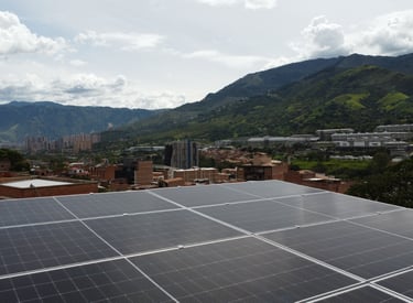 Paneles solares en Copacabana Antioquia