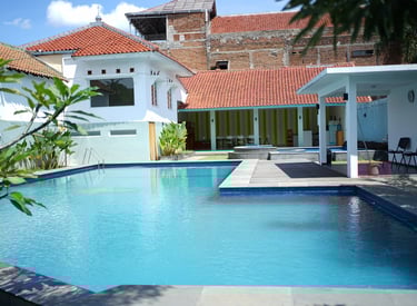 kolma renang little bay