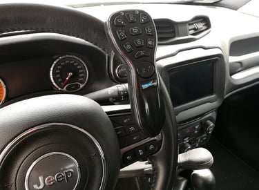 automobilio valdymo konsolė