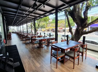 Estratégias digitais sob medida para pequenas e médias empresas.