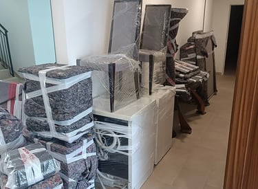 Guardamos y cuidamos tus muebles por ti!