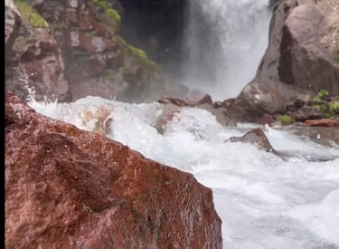 Водопад Лашкарак Ташкент Узбекистан