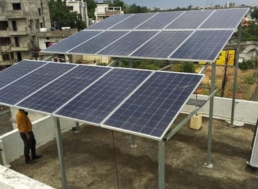 Instalasi Solar Panel