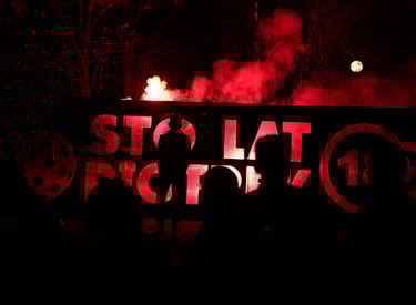 baner urodzinowy fajerwerki z napisem sto lat race morskie