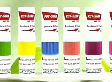 alle sechs Farben der Sticks werden gezeigt