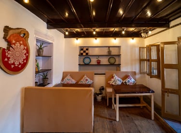 Cafe Baakhli table bench Seating 