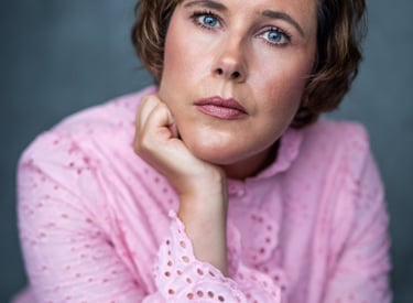 EVELYN BONELLA ACTOR